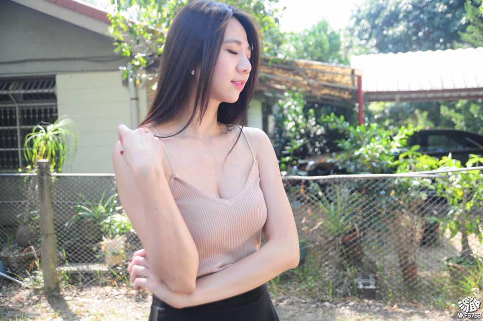 大胸美女模特Jasmine茉莉私拍美照合辑