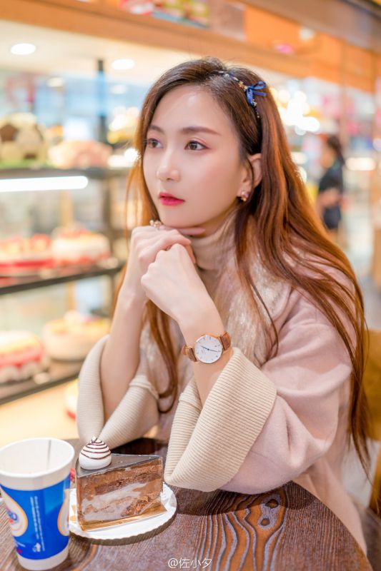 美女摄影师佐小夕微博私拍唯美图片