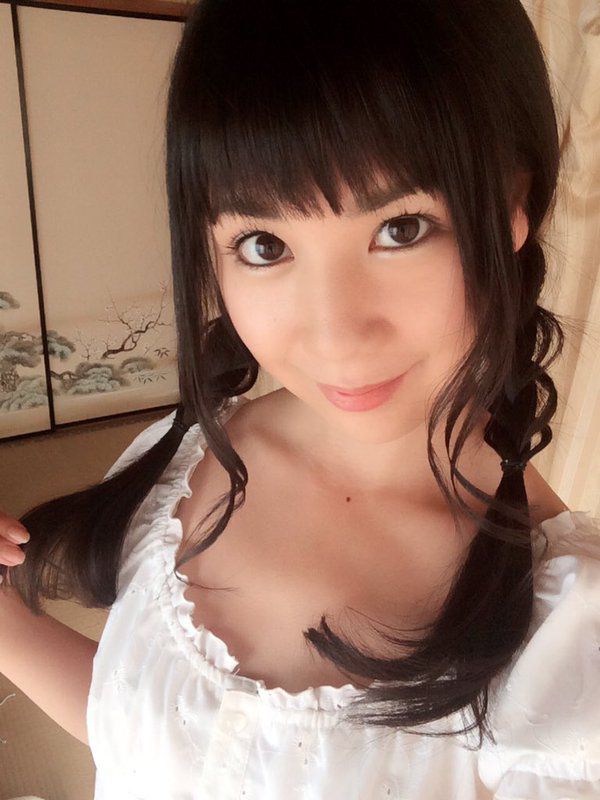 90后小美女今井蜜月私拍图片合辑