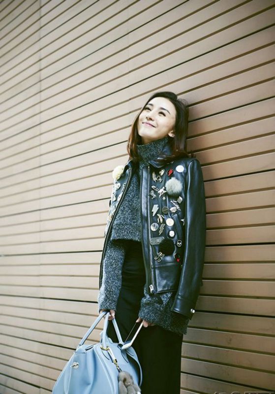 小清新美女周庭伊最新街拍大片