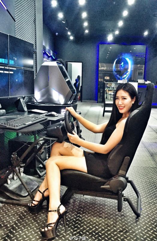 游戏展美女刘子瑗私拍图片合辑