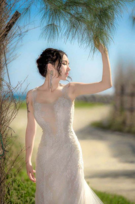 混血儿模特詹子瑜Edana爆乳诱惑写真