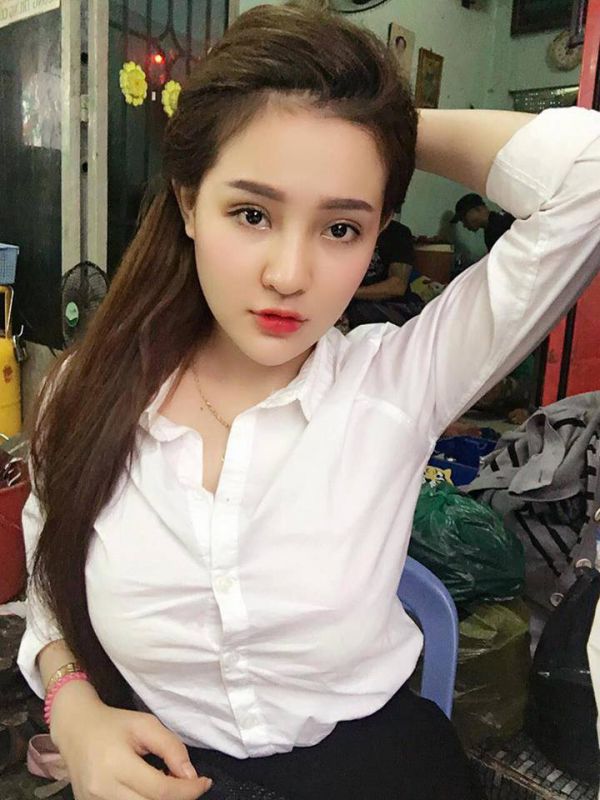 白皙大胸美女Ngan Pokemon私拍图片大全
