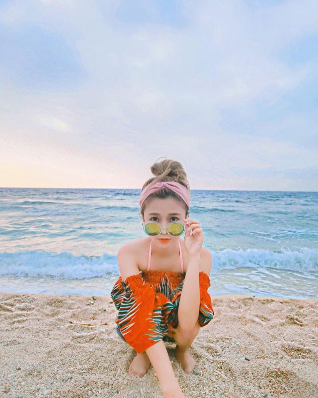 90后清纯可爱美女林芷葳私拍美照图片