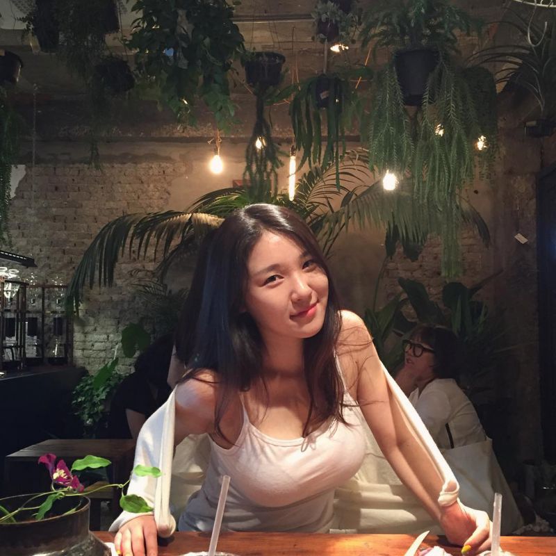 天然美女素人Seulmin私拍图片合辑