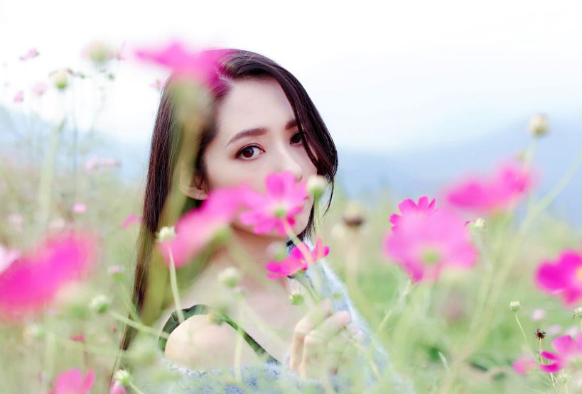 郭碧婷生日写真妩媚动人