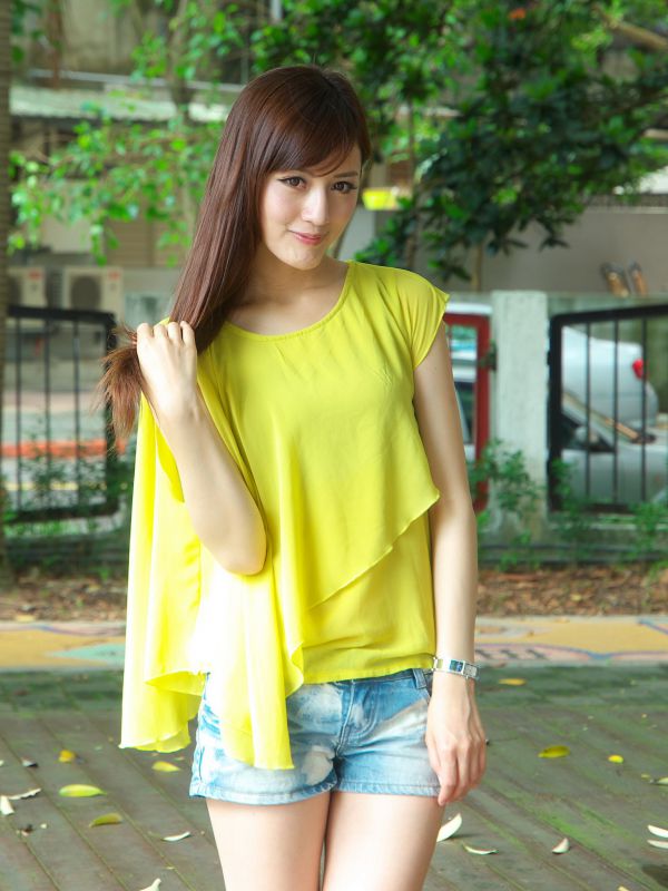 台湾短裙美女村村高清唯美写真