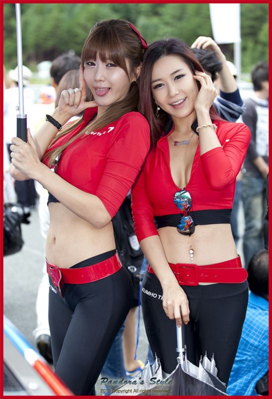 韩国超级模特许允美大秀骨感身材写照