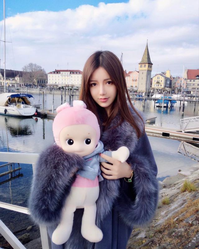 高颜值美女王雪儿Snowbaby美貌与身材的结合体