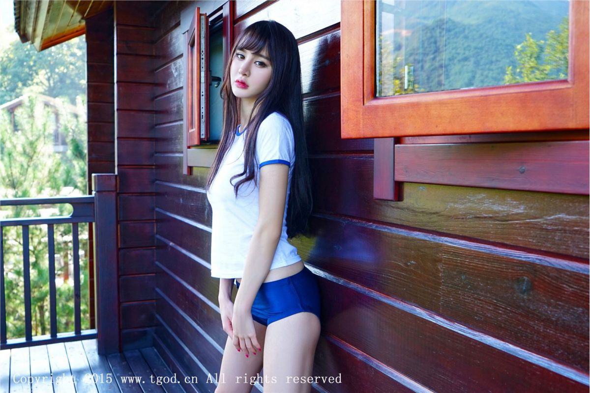 宅男女神Cheryl青树私房内衣丝袜写真