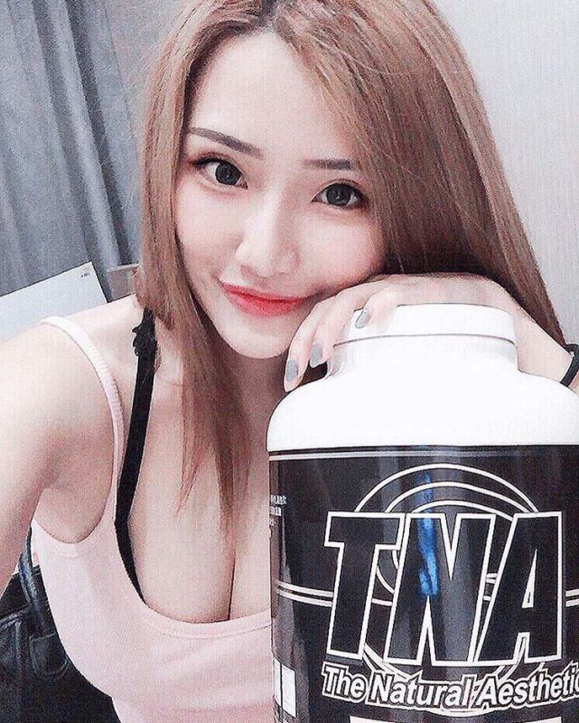 好身材美女邱筠净Gina养眼私拍美照