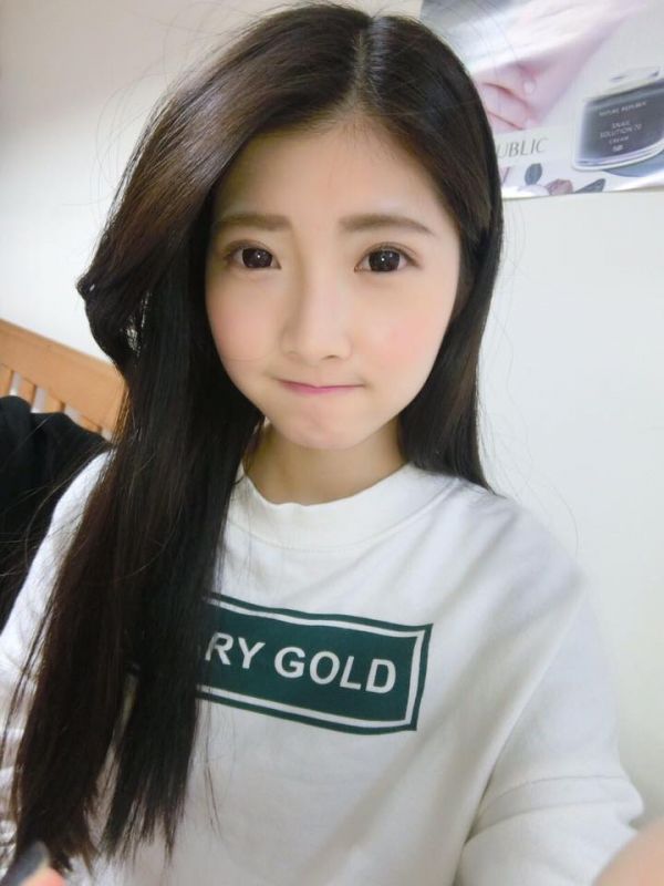 高颜值美女舒舒SuSu私拍美图合集