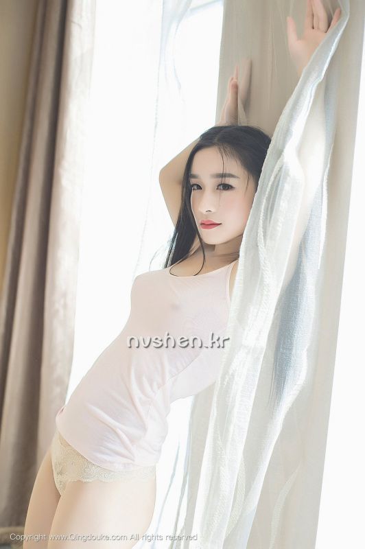 双马尾美女绮梦Cherish私房校服诱惑写真