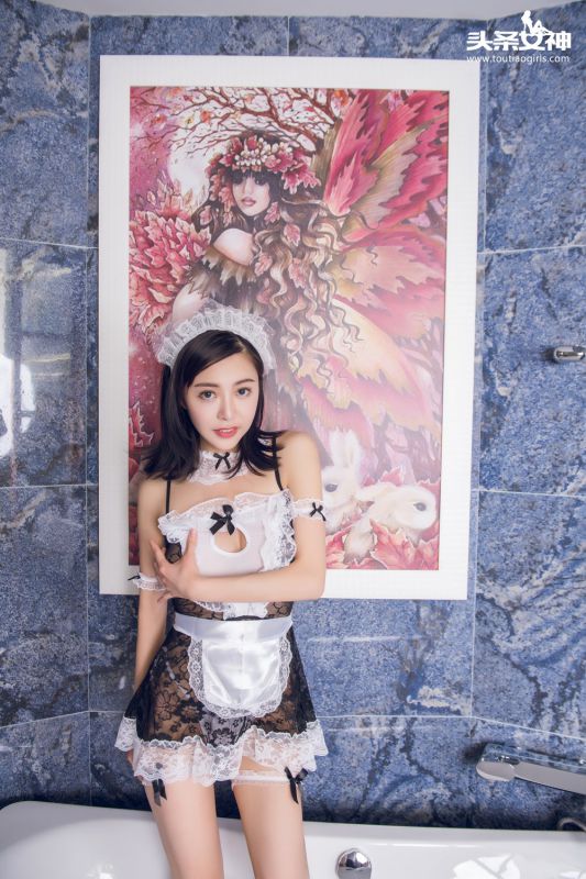 女仆装美女小爱性感私房照图片