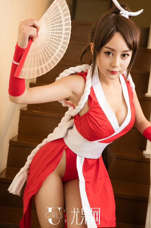 90后小美女小米KittyCOS性感摄影集锦