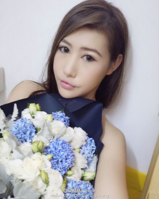 香港模特女神梁晶晶Bonnie微博私拍图片
