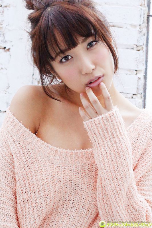 日本丰满女郎佐藤圣罗高清私房照
