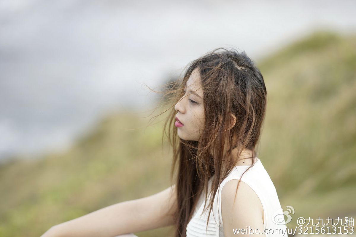 清秀美少女九釉微博私拍图片合辑