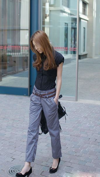 韩国制服美女时尚街拍图片