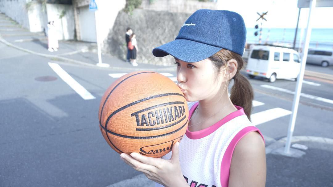 运动员美女方咏琳养眼私拍美图照