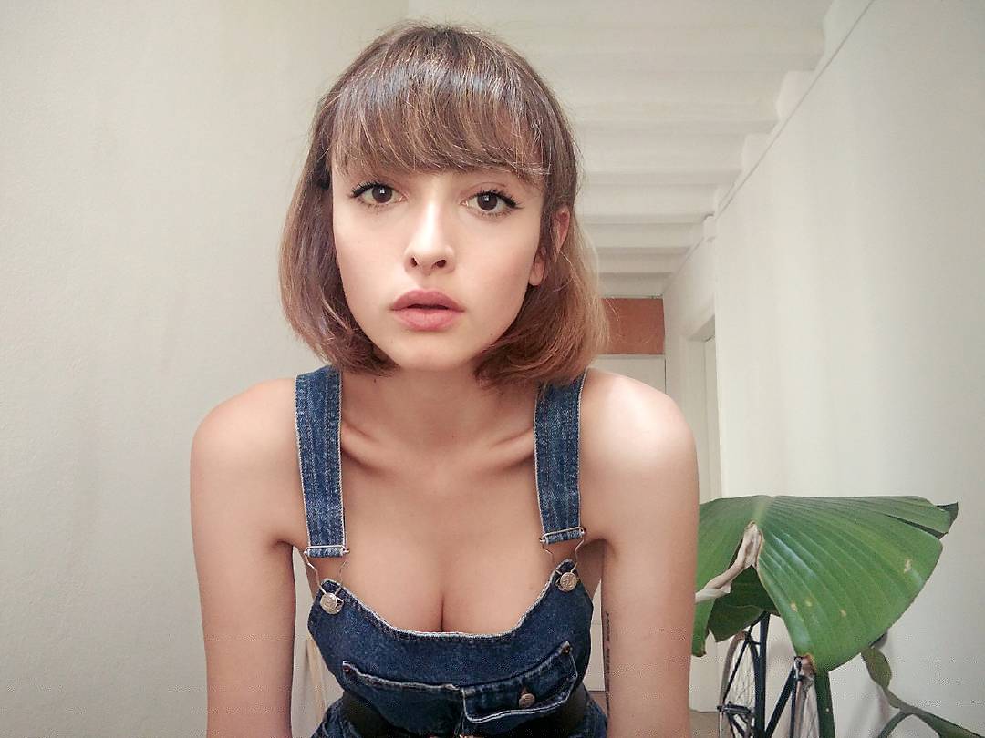 西班牙女模特Irene Garcia Noren电眼酥胸迷倒众人