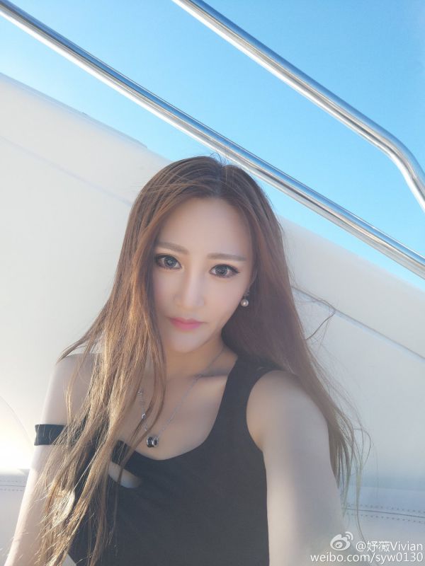 中国美女嫩模妤薇Vivian微博图片大全