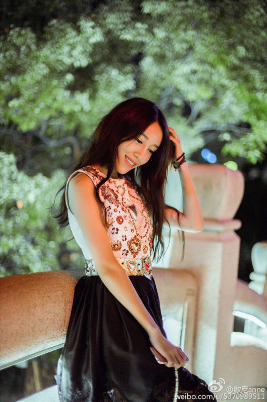 90后萌妹子欧尼anne微博照片美美哒