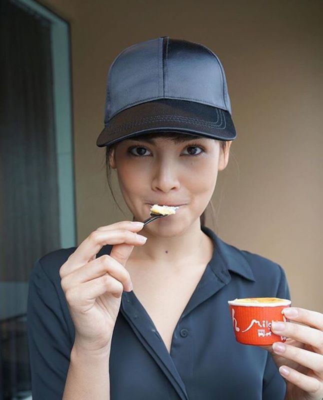 泰国美女模特Urassaya Sperbund私拍图片大全