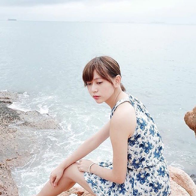 台湾清纯美女简拉娜私拍图片合辑
