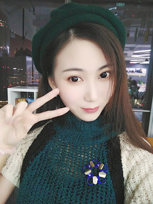 美女摄影师佐小夕微博私拍唯美图片