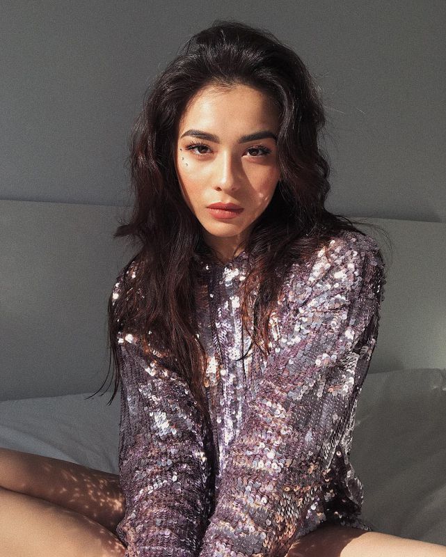 混血儿模特Diana Korkunova私拍写真图片