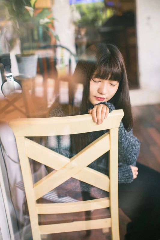 漂亮美眉高清唯美外拍