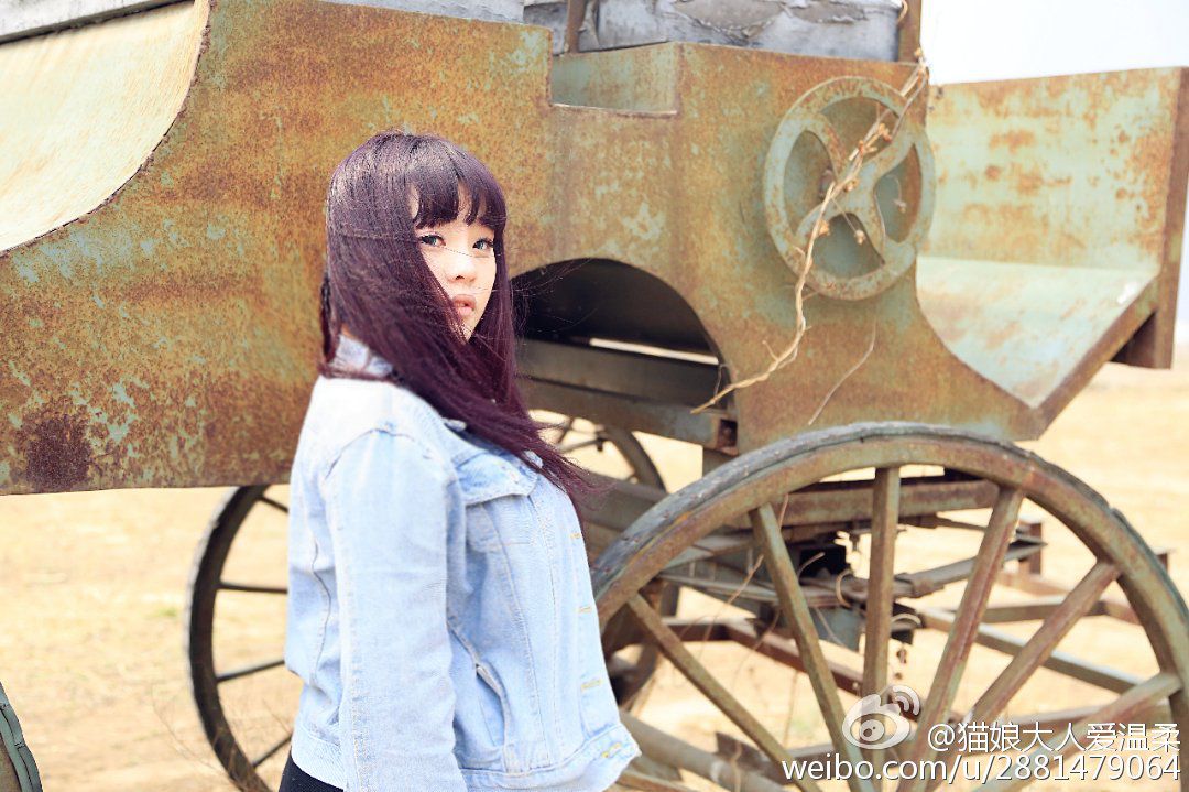 90后美女模特沈昱彤完美身材私房美图