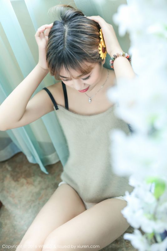 90后短发美女柠檬vivi私拍美图欣赏