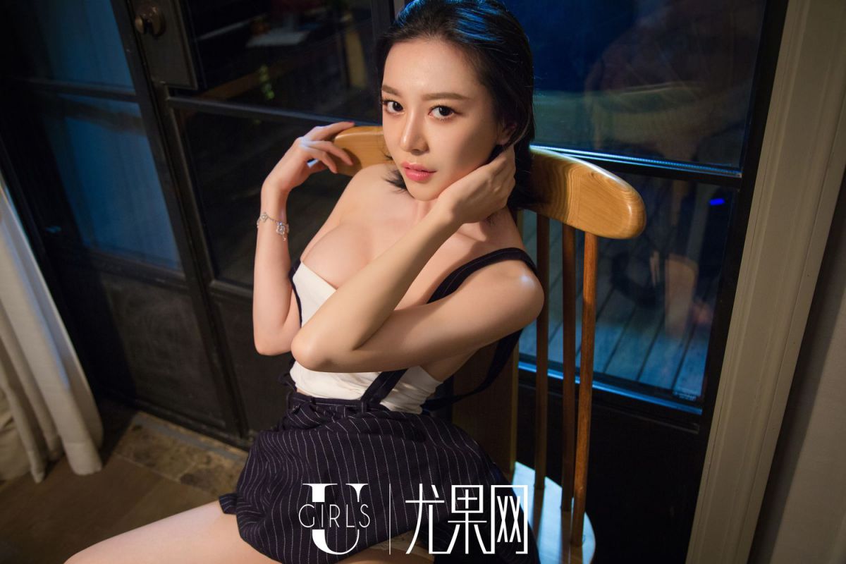 高颜值美女慕羽茜高清养眼图片