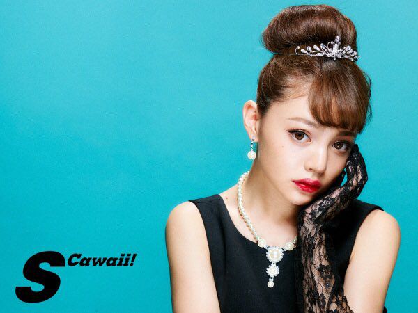 日本人气模特吉木千沙都私拍美图集锦