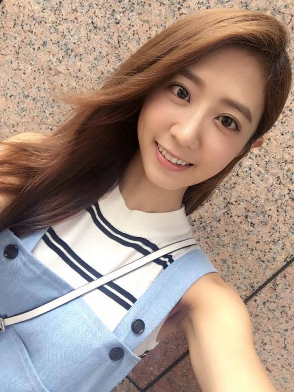 台湾美女模特洪诗涵私拍图片大全