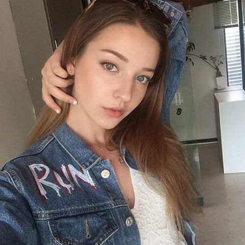 Angelina Danilova俄罗斯美女自拍图片合辑