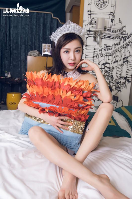 女仆装美女小爱性感私房照图片