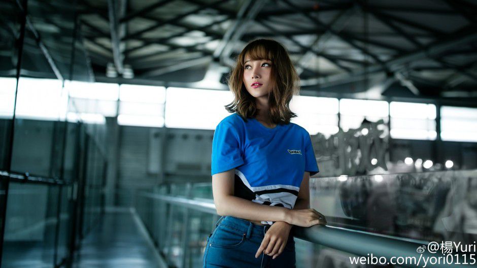 展台showgirl杨文佳微博私拍美图欣赏