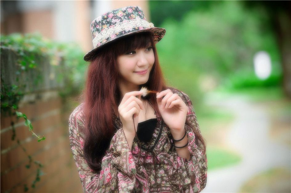 台湾清纯少女Sylvia小雅唯美外拍照