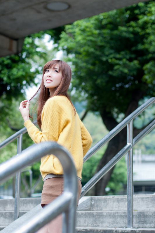 台湾可爱女孩Kila晶晶冬日街拍照