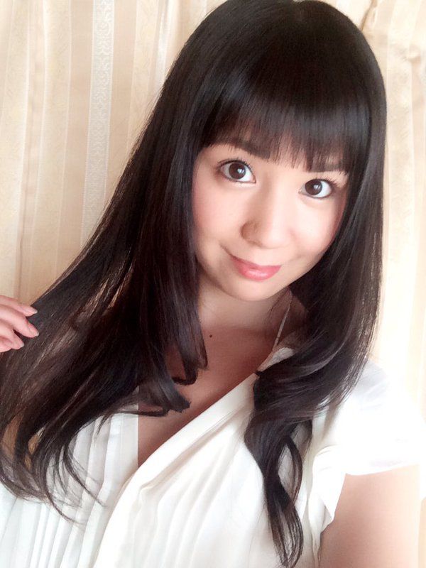 90后小美女今井蜜月私拍图片合辑