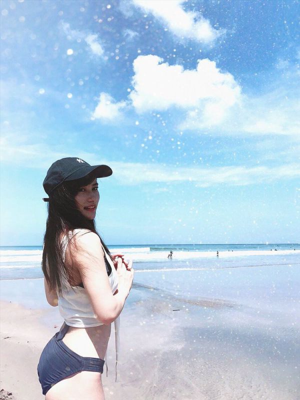 日本美少女江藤彩也香私拍照图片