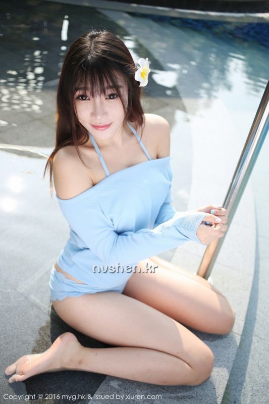 美媛馆清纯秀气女生芝芝Booty甜美旅拍写真图片