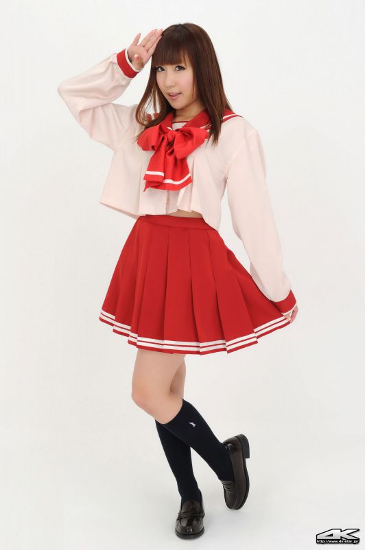 日本美女学生制服秋~ちひろ室内摄影图片