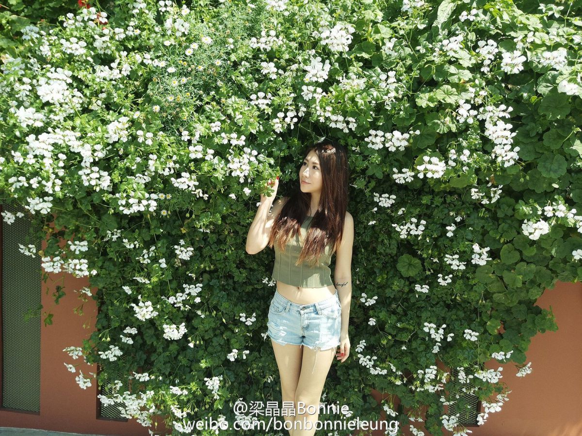 香港模特女神梁晶晶Bonnie微博私拍图片