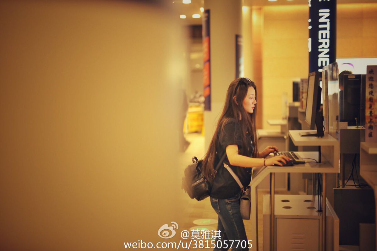 高清绝色美女莫雅淇Yaki性感写真图片