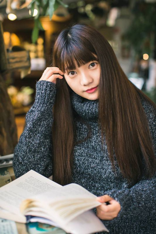 漂亮美眉高清唯美外拍