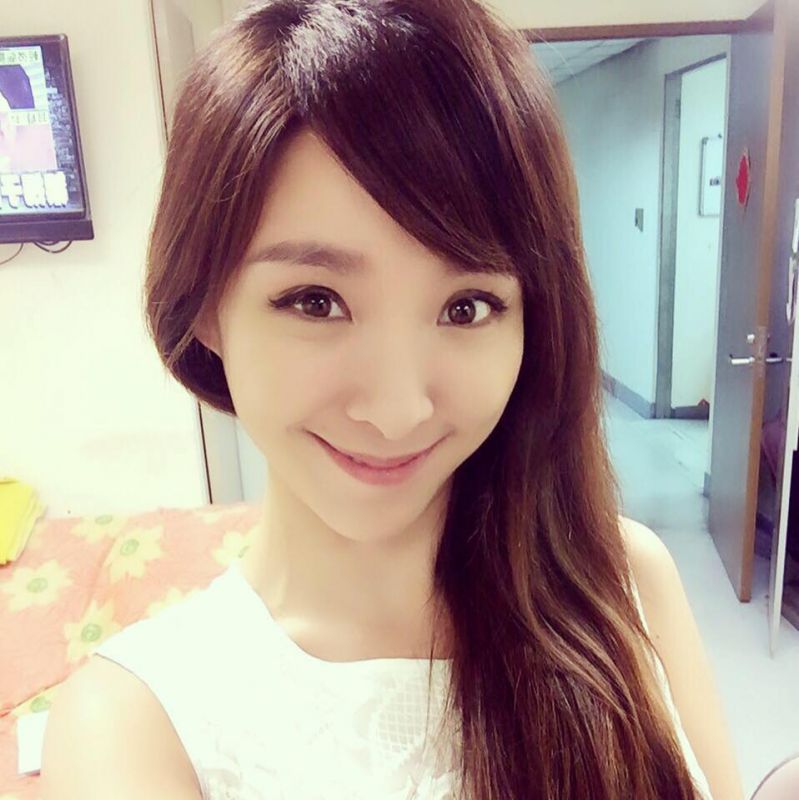 台湾美女主播张宇私拍美图欣赏